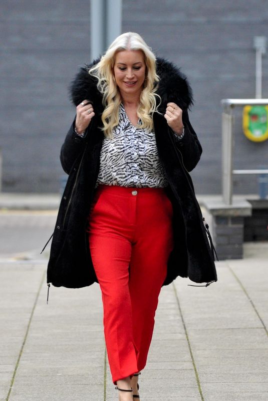 DENISE VAN OUTEN Arrives at Steph