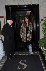 ELIZABETH HURLEY Leaves Scott