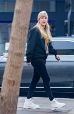 ELLIE GOULDING Out Shopping in London 01/16/2022