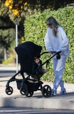 ELSA HOSK Out with Her Daughter in Pasadena 01/16/2022