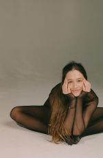 ELSIE HEWIT at a Photoshoot, January 2022