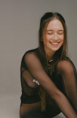ELSIE HEWIT at a Photoshoot, January 2022