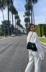 FIONA BARRON - Instagram Photos 01/18/2022