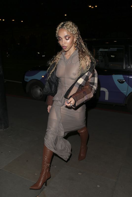 FKA TWIGS Arrives at Standard Hotel in London 01/14/2022