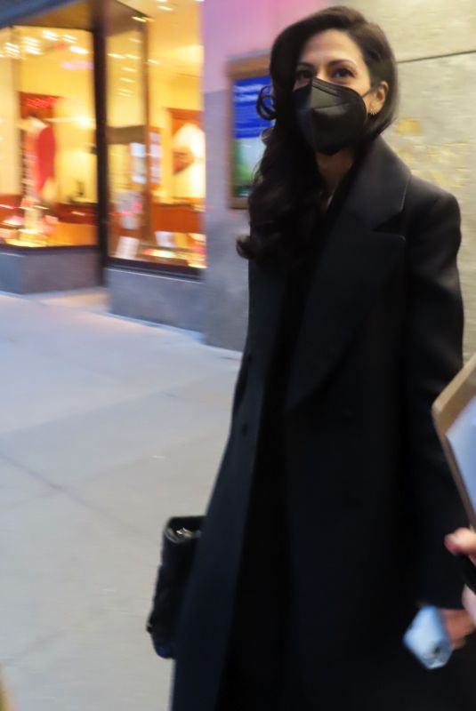 HUMA ABEDIN Arrives at NBC Studios in New York 01/19/2022