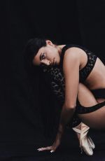 ISABELLA FONTE at a Photoshoot, January 2022
