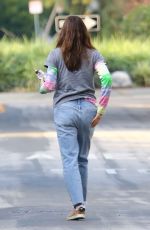 JENNIFER GARNER Arrives at Her Home in Brentwood 01/08/2022