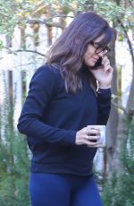JENNIFER GARNER Out for a Morning Walk in Brentwood 01/06/2022