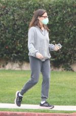 JENNIFER GARNER Out for Morning Walk in Brentwood 01/19/2022