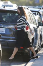 JENNIFER GARNER Out in Pacific Palisades 01/11/2022