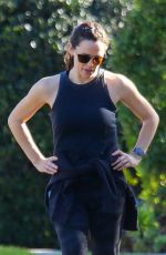 JENNIFER GARNER Out on Morning Walk in Pacific Palisades 01/23/2022