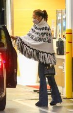 JENNIFER LOPEZ and Ben Affleck Out for Lunch in Los Angeles 01/09/2022