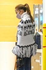 JENNIFER LOPEZ and Ben Affleck Out for Lunch in Los Angeles 01/09/2022