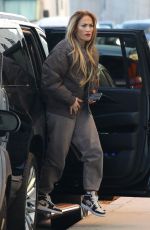 JENNIFER LOPEZ Makes a Wardrobe Change Before Heading to Dance Studio in Los Angeles 01/27/2022