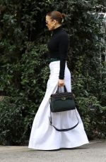 JENNIFER LOPEZ Out for Lunch in Bel Air 01/16/2022