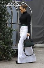 JENNIFER LOPEZ Out for Lunch in Bel Air 01/16/2022