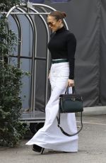 JENNIFER LOPEZ Out for Lunch in Bel Air 01/16/2022