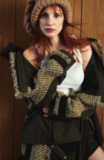 JESSICA CHASTAIN in L