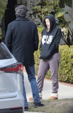 JODIE SWEETIN Outside Her Home in Studio City 01/10/2022