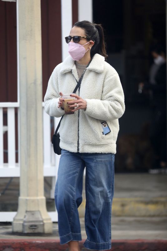 JORDANA BREWSTER Out for Coffee in Brentwood 01/19/2022