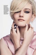 JULIA GARNER in Harper