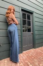 KAREN GILLAN - Instagrqam Photos 01/03/2022