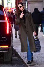 KARLIE KLOSS Leaves Her Apartment in New York 01/20/2022