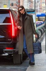 KARLIE KLOSS Leaves Her Apartment in New York 01/20/2022