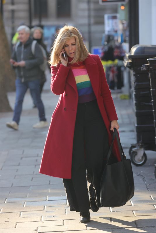 KATE GARRAWAY Arrives at Global Offices in London 01/13/2022