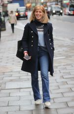 KATE GARRAWAY Arrives at Smooth Radio in London 01/04/2022