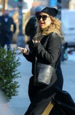 KATE HUDSON Arrives at Her Hotel in New York 01/16/2022