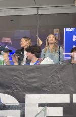 KATE HUDSON at LA Rams vs 49ers Game 01/09/2022
