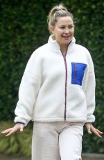 KATE HUDSON Out for Morning Walk in Los Angeles 01/14/2022