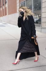 KATE HUDSON Out in New York 01/25/2022