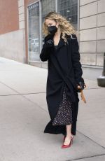 KATE HUDSON Out in New York 01/25/2022
