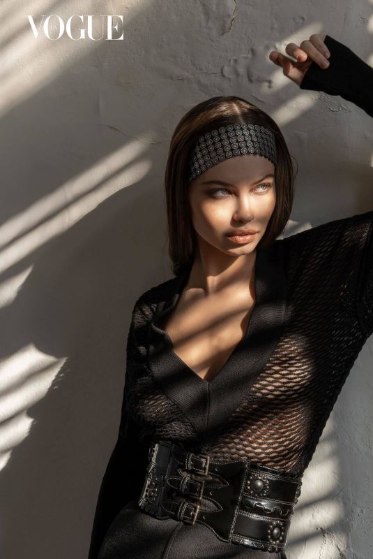 KATE LI for Vogue Magazine, Ukraine January 2022