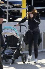 KATHERINE SCHWARZENEGGER Out in Los Angeles 01/09/2022