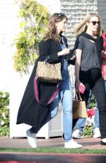 KATHERINE SCHWARZENEGGER Out with a Friend in Los Angeles 01/26/2022