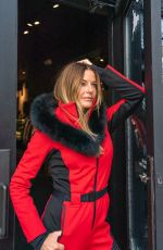 KELLY BENSIMON Out in Aspen 01/17/2022
