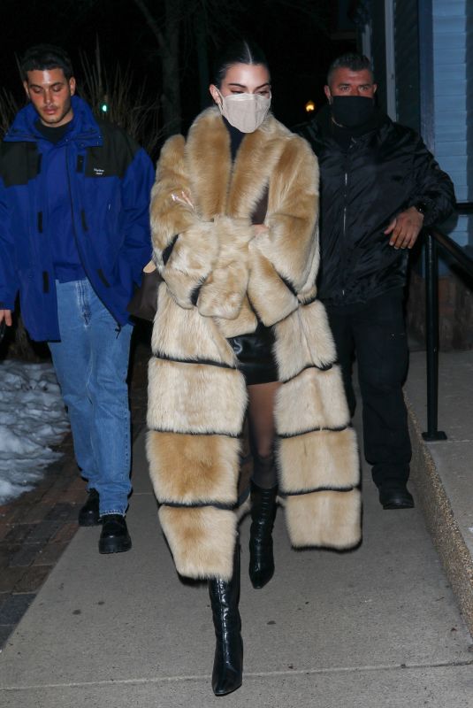 KENDALL JENNER and Fai Khadra Out for Dinner in Aspen 01/16/2022