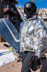 KENDALL JENNER at Highlands Ski Area in Aspen 01/16/2022