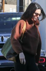 KENDALL JENNER Heading to Pilates Class in Hollywood 01/03/2022