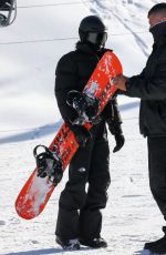 KENDALL JENNER Out Snowboarding with Friends in Aspen 01/17/2022