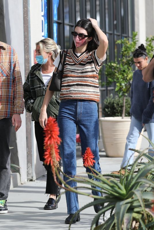 KENDALL JENNER Visits Her New Project on Melrose Place in Los Angeles 01/10/2022