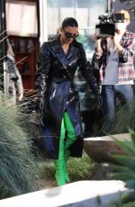KIM KARDASHIAN and HILLARY and CHELSEA CLINTON on the Set of Gutsy Women at Hot & Cool Cafe in Canoga Park 01/24/2022