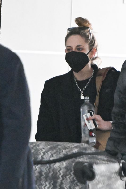 KRISTEN STEWAR at JFK Airport in New York 01/25/2022