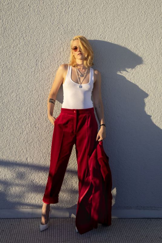KRISTEN STEWART for Los Angeles Times, November 2021