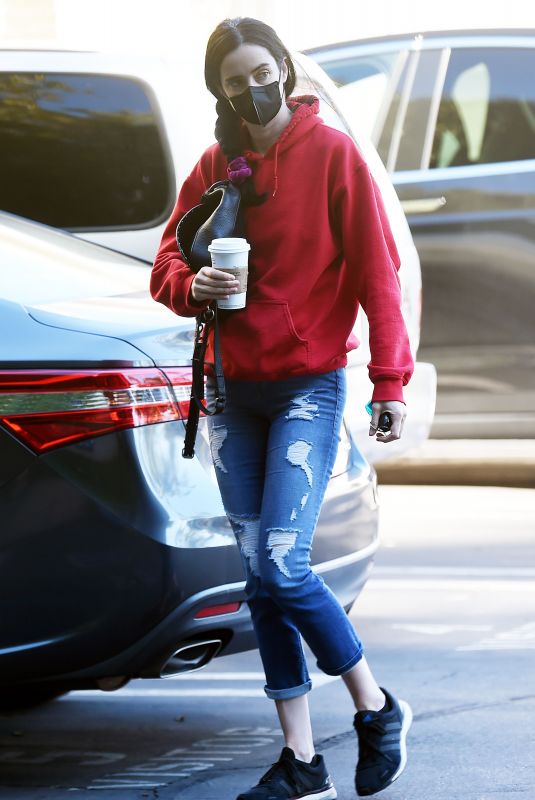 KRYSTEN RITTER Out for Coffee at Starbucks in Los Angeles 01/06/2022