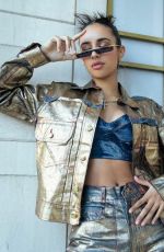 KYLIE CANTRALL - Instagram Photos and Video 01/18/2022
