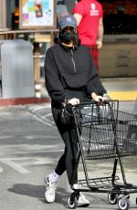 laura harrier ShopPING at Lassens Natural Food and Vitamins in Los Angeles 01/10/2022